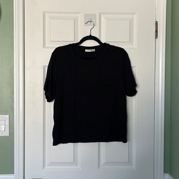 Aritzia Wilfred Free Pocket Tee - Picture 1 of 4